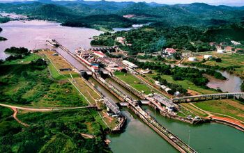 Trump cogita ação militar no Canal do Panamá e quer trocar nome do Golfo do México