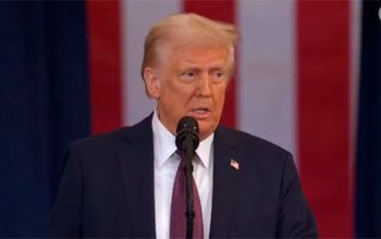 Em seu primeiro discurso de posse, Trump repetiu várias declarações falsas e enganosas feitas durante a campanha eleitoral