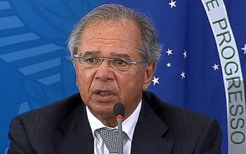 Vídeos - Em 2020, Paulo Guedes, ministro da Economia no governo Bolsonaro, defendeu tributar o PIX e todas as transações digitais