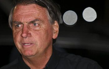 Bolsonaro faz reunião para traçar estratégia sobre anistia às vésperas da denúncia da PGR