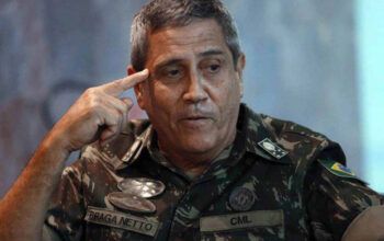 Dinheiro para matar Lula e Moraes foi entregue por Braga Netto em sacola de vinho