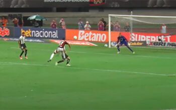 Flamengo bate Botafogo e conquista Supercopa com show de Bruno Henrique