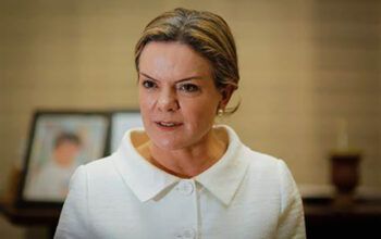 Gleisi denuncia “articulação bolsonarista” por lei contra Moraes nos EUA: “É um crime”