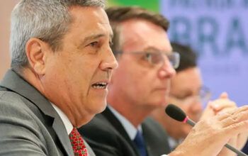 PGR denuncia 24 militares, incluindo generais e almirante