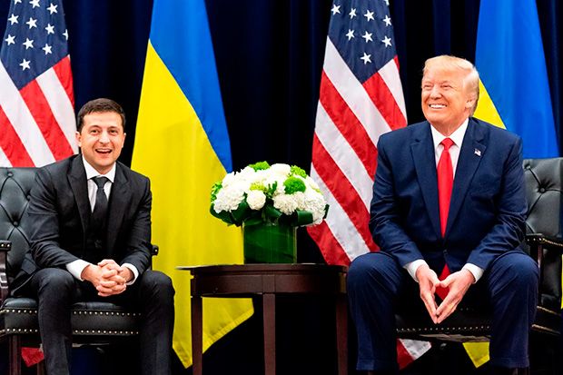 Trump chama Zelensky de ditador e manda ele “se apressar ou não terá mais um país”
