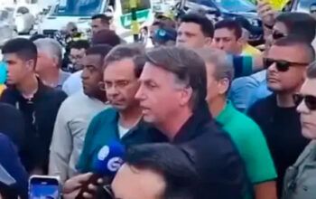 Bolsonaro é xingado durante ato flopado em Recife (PE) : “Vai ser preso, vagabundo” - VÍDEO