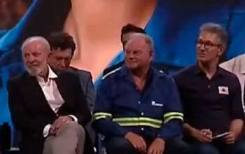 “Banana sem casca” e “abacaxi”: Lula e Zema protagonizam embate em evento em MG