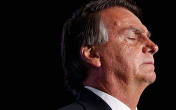 Bolsonaro pede a STF juiz de garantias, motivo de briga dele com Moro