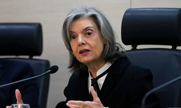 Cármen Lúcia mantém suspensão de ‘vale-peru’ de R$ 10 mil a juízes e servidores do TJMT
