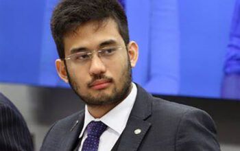 Kim Kataguiri quer proibir prostituição nas ruas em novo projeto de Lei que prevê de 15 dias a 3 meses de detenção