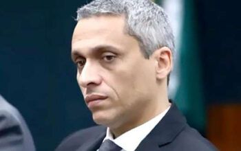 Motta liga para Gayer após post ofensivo: “Me veio a imagem da Gleisi, Lindbergh e do Davi Alcolumbre fazendo um trisal