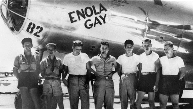 Por ordem de Trump, Pentágono remove conteúdo sobre diversidade, e junto apaga imagens do ‘Enola Gay’