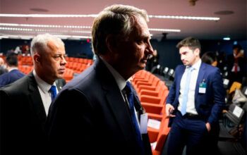 Por unanimidade, 1ª Turma do STF torna réus Bolsonaro e mais 7 por plano de golpe