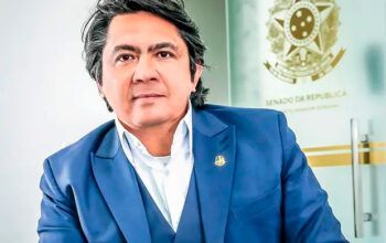 Senador paulista come de abadejo a sushi na praia em recesso e pega reembolso