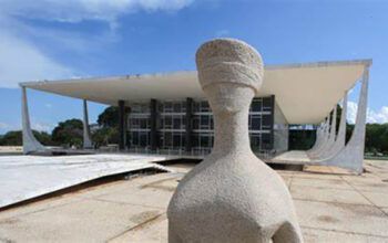 STF mantém multa por Bolsonaro impulsionar “Lula Flix"