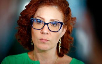 STF marca julgamento de Carla Zambelli por porte ilegal de arma