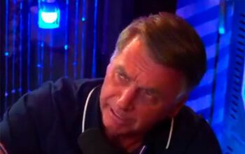 VÍDEO – Bolsonaro ignora inelegibilidade e Tarcísio como sucessor: “Só passo o bastão morto”