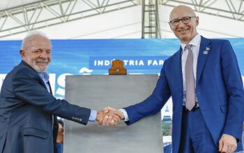 Em evento com Lula, farmacêutica Novo Nordisk anuncia investimento de R$ 6,4 bi