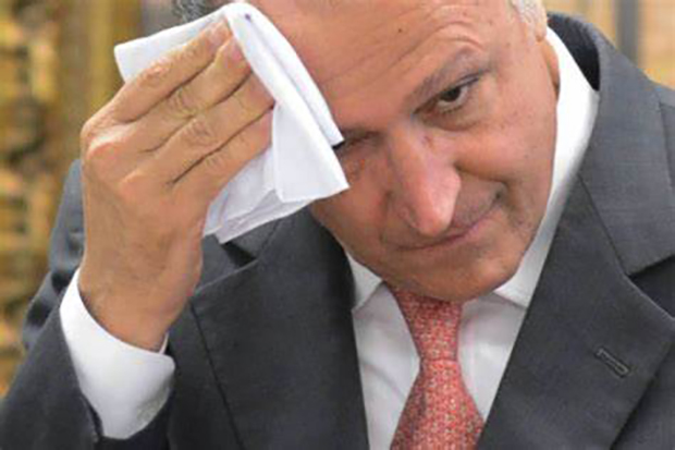 Alckmin é internado às pressas em Brasília após passar mal