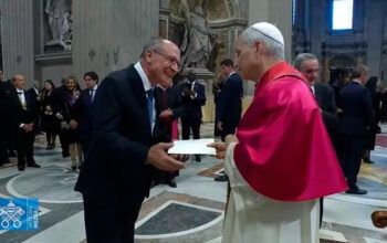 Com carta assinada por Lula, Alckmin convida Leão XIV para a COP30 no Brasil