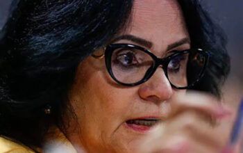 Damares é condenada a indenizar jornalista Vera Magalhães por danos morais