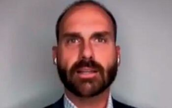 Desesperado, Eduardo Bolsonaro ameaça PF após se tornar alvo de inquérito