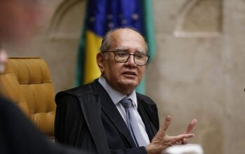 Gilmar defende Moraes contra sanções dos EUA: “Extremistas”