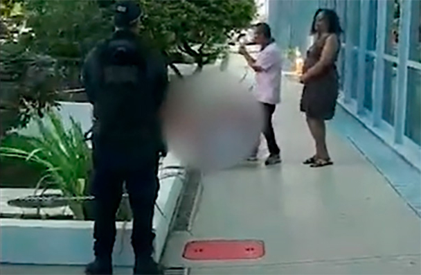 Homem ameaça explodir bomba em frente a ministério em Brasília