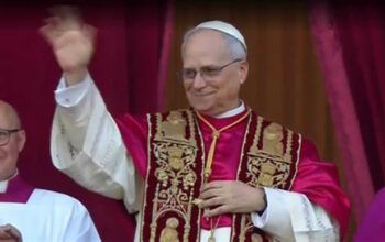 Leão XIV tem posições contrárias às de Trump, especialmente sobre imigração