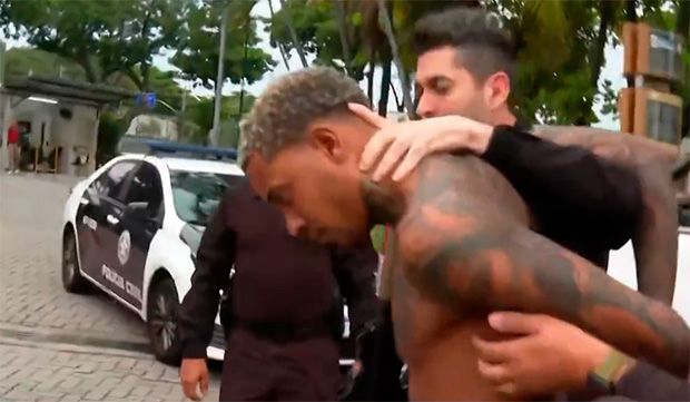 MC Poze do Rodo é preso por apologia ao crime e por envolvimento com o tráfico