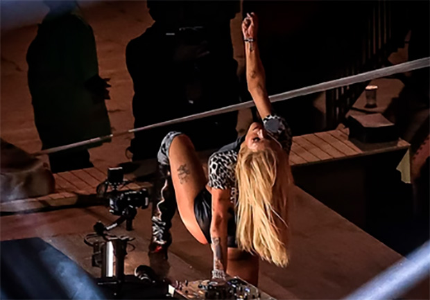 Pabllo Vittar abre show de Lady Gaga em Copacabana
