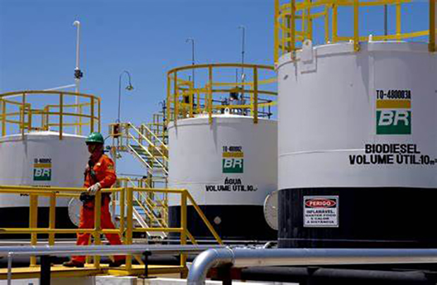 Petrobras reduz preço do diesel para as distribuidoras