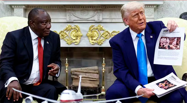 Trump constrange presidente sul-africano com falsa acusação de 'genocídio branco'
