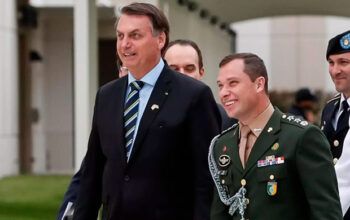 Bolsonaro e outros sete réus começam a depor ao STF nesta segunda