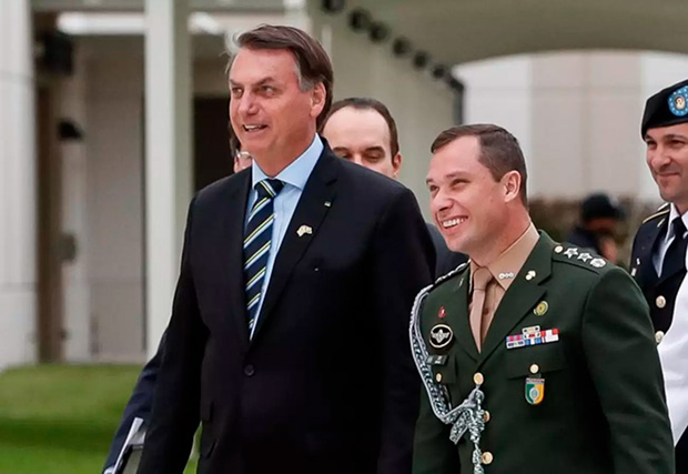 Bolsonaro e outros sete réus começam a depor ao STF nesta segunda