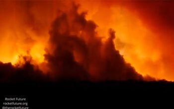 Foguete da SpaceX explode durante teste em Brownsville, no Texas