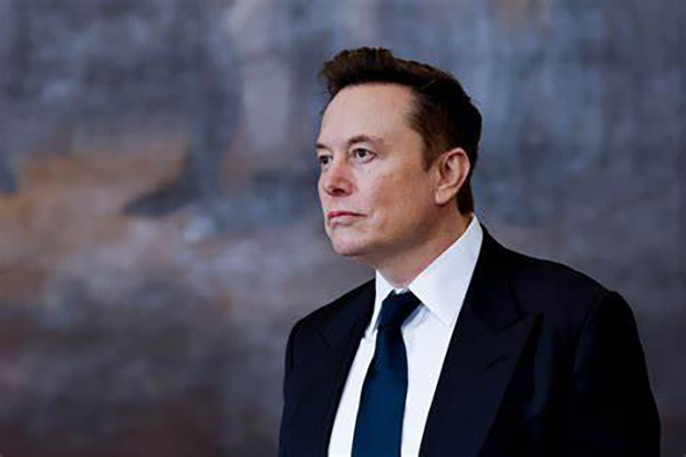 Musk chama de 'repugnante' projeto de lei orçamentária de Trump: 'Não aguento mais'
