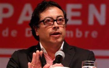 Presidente colombiano condena atentado a Uribe: “Dor de uma pátria”