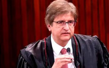 Procuradoria-Geral da República pede prisão preventiva de Zambelli após fuga