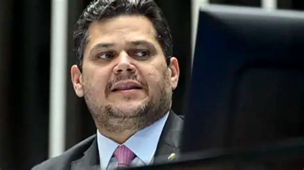 Alcolumbre diz que aumentará número de deputados mesmo sem sanção de Lula