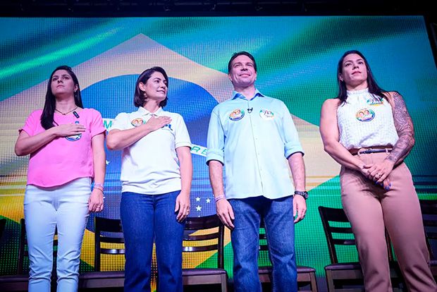 Bolsonaristas enviam valor milionário em emendas parlamentares à instituto da igreja de Michelle Bolsonaro