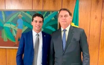 Deputado Júnior Mano é alvo da PF por fraudes e desvio de verba no Ceará