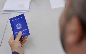 Desemprego cai a 5,8% no 2º trimestre, menor nível da série histórica