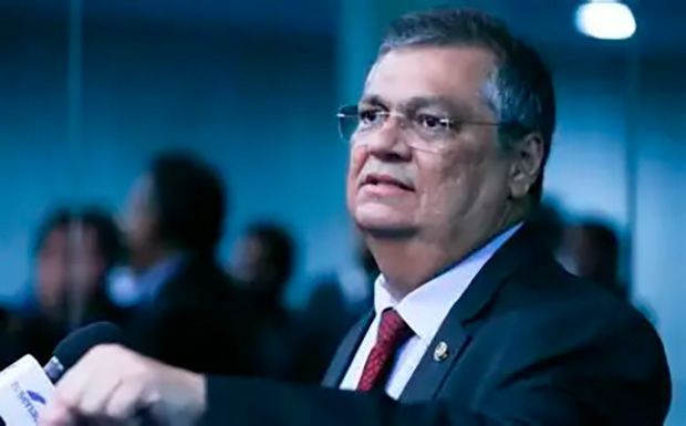 Dino defende Moraes; aliados de Bolsonaro comemoram punição