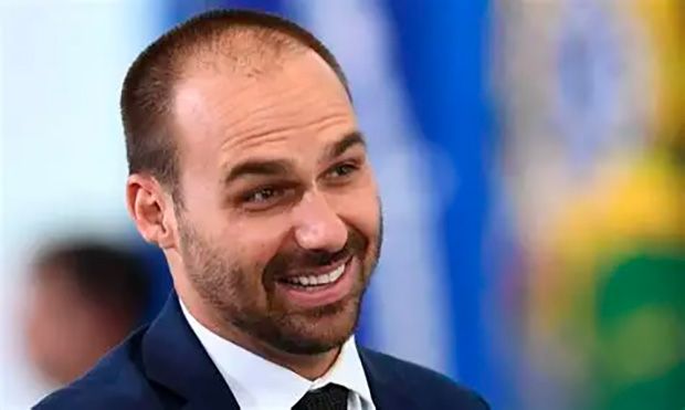 Eduardo Bolsonaro comemora Magnitsky contra Moraes e cobra anistia