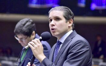 Hugo Motta veta reuniões em comissões da Câmara e frustra oposição bolsonarista