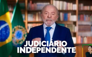 Lula critica 'traidores da pátria' e chama tarifaço de chantagem em rede Nacional de Rádio e TV