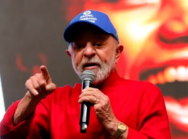Lula critica ações dos EUA contra ministros do STF: “Interferência inaceitável”