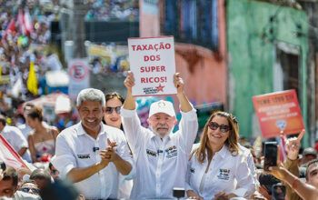 Lula defende taxação dos super-ricos e é ovacionado em Salvador