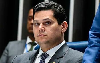 Alcolumbre rejeita de vez impeachment de Moraes: “Nem com 81 assinaturas”